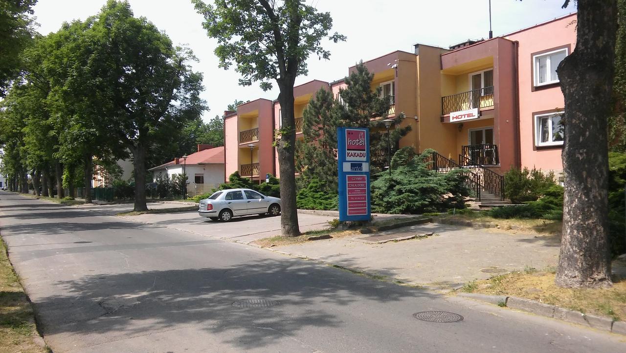 Hotel Kakadu Конин Екстериор снимка