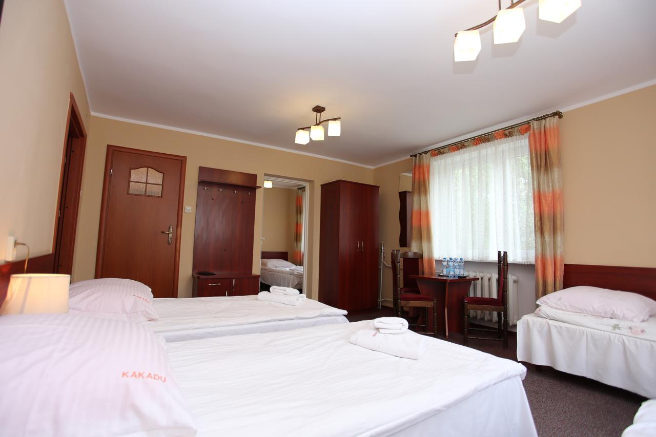 Hotel Kakadu Конин Екстериор снимка