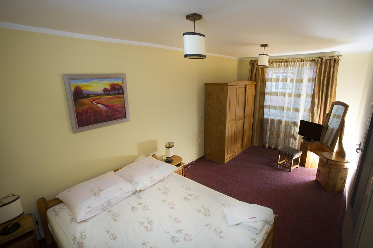 Hotel Kakadu Конин Екстериор снимка